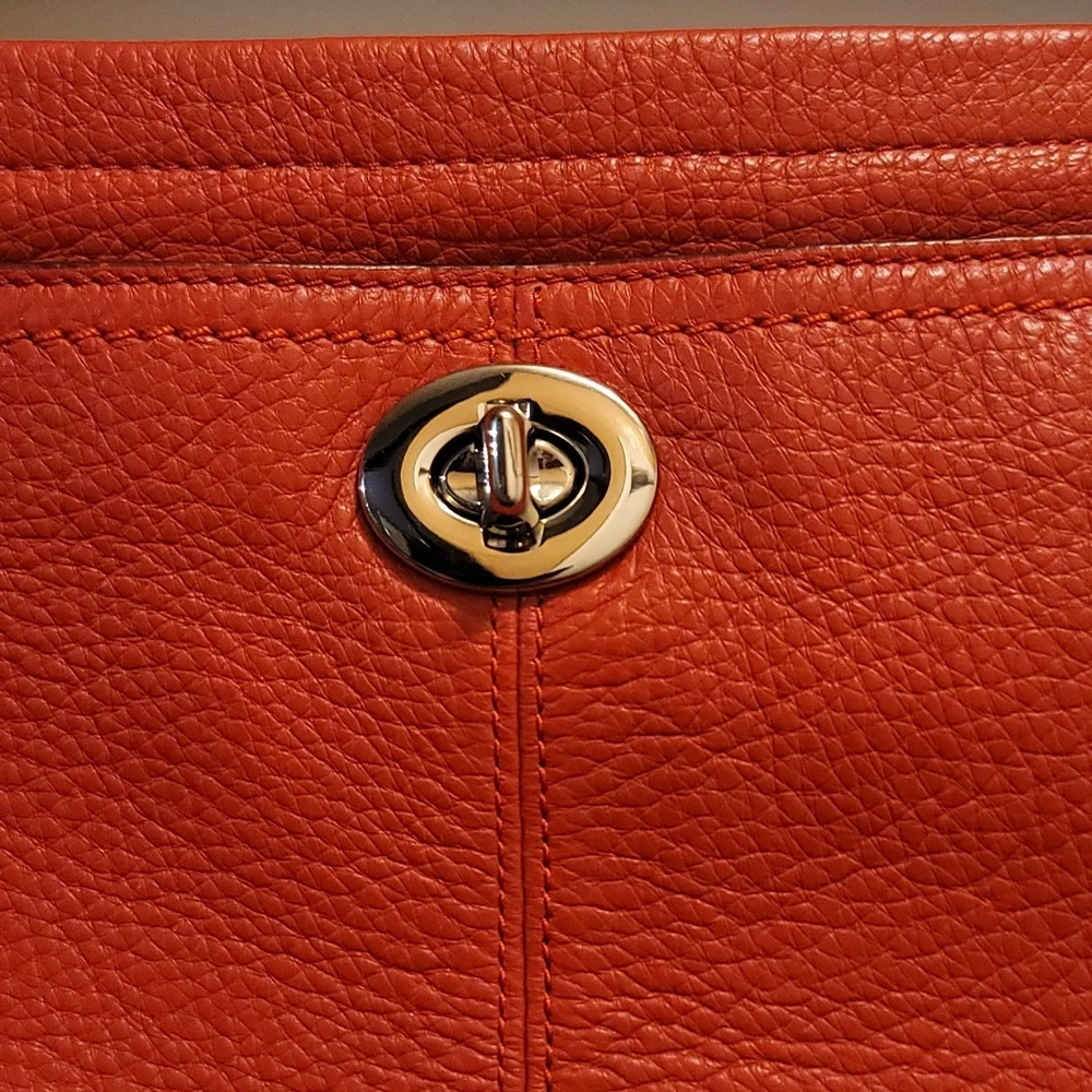 Coach elegant red
